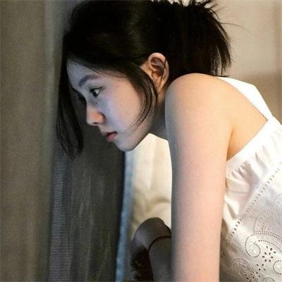 情谜睡美人